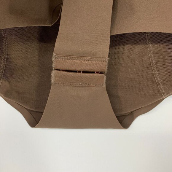 Pinsy Shapewear Bodysuit Bonded Scoop Tank Hourglass Brown Thong NWT - Picture 13 of 14